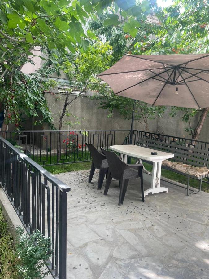 Sm Apartment 1 Yerevan Exterior photo